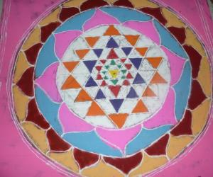 Rangoli: srichakram