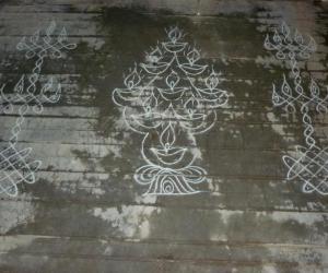 Vilakku kolams