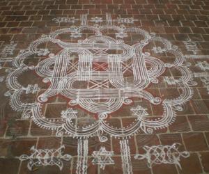 Rangoli: Maakolam 4