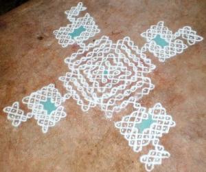 Dotted kolam