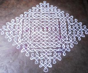 Dotted kolam