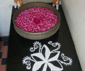 Pookolam