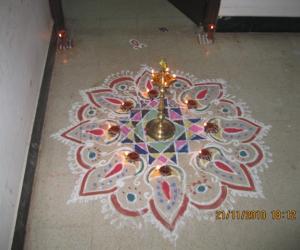 Rangoli: Deepa oli paravattum