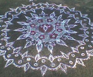 Rangoli: karthigai Kolam