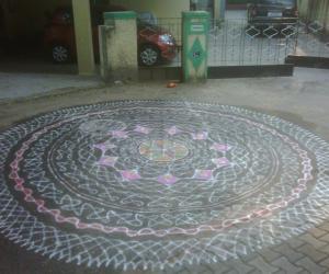 Rangoli: Margazhi  Dew Drops Rangoli Contest-entry