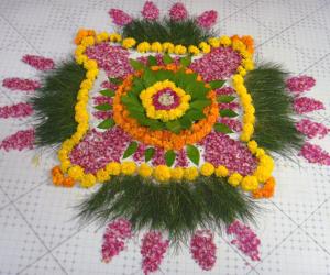 Flower kolam