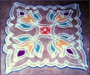 DOTTED KUZHAL KOLAM