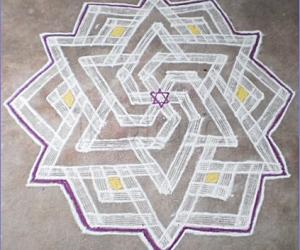 DOTTED KUZHAL KOLAM