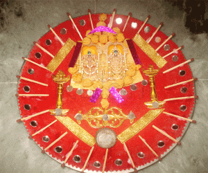 Rangoli: Arthi plate