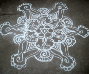 Free hand rangoli