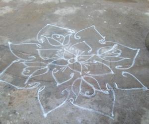 Rangoli: Free hand