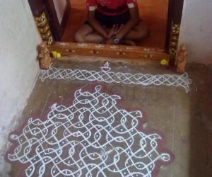 A simple chikku kolam