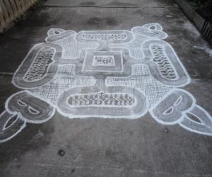 Free hand kolam