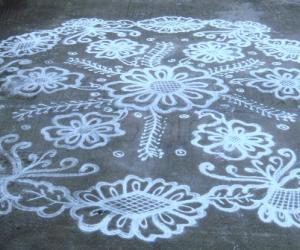 Free hand kolam