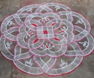 Kuzhal Kolam