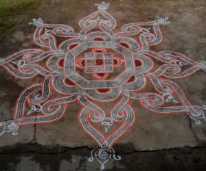 Kuzhal Kolam