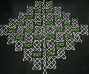 Rangoli: Sikku Kolam - 101