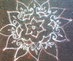 Dotted kolam