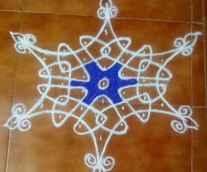 Simple chikku kolam