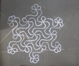 Star design dot kolam