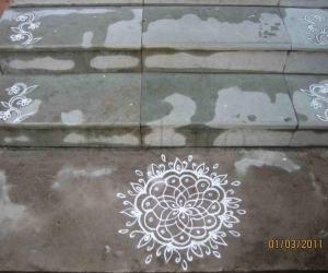 Friday small Kolam