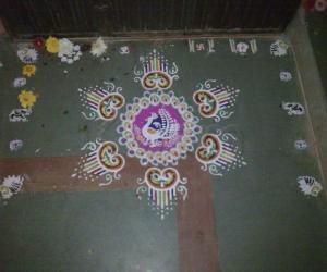 Stencil rangoli