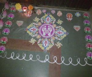 Stencil rangoli