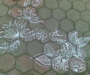 Combination of arisi mavu and rangoli