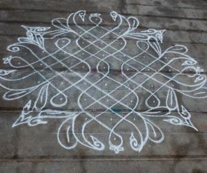 Simple kolam