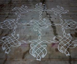 Simple kolam