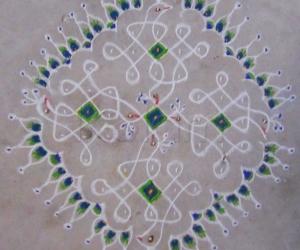 Rangoli: Peacock Kolam