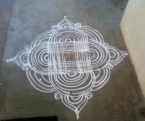 maa kolam