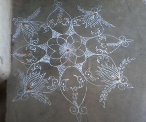 Free hand rangoli