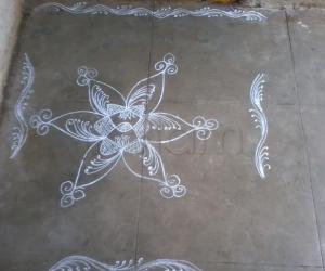 free hand kolam