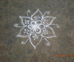 freehand kolam