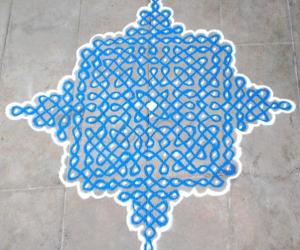 DOTTED KOLAM