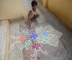 Rangoli: dotted kolam 30