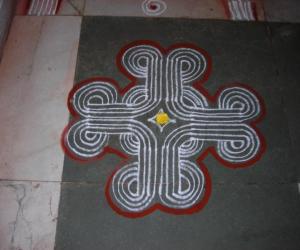 Rangoli: Padi kolam