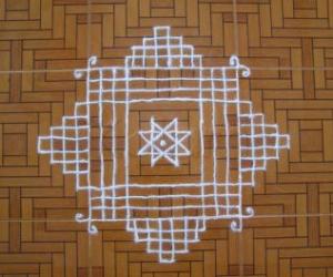 tiles kolam