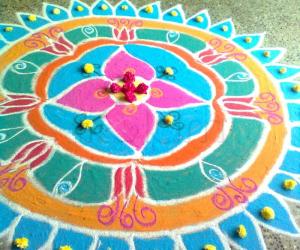 Rangoli: varshapirappu kolam