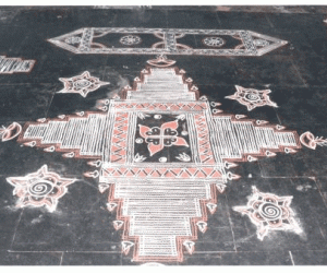 Rangoli: Ezhai Kolam