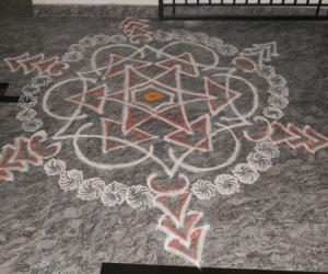 free hand kolam