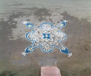 chikku kolam with colour