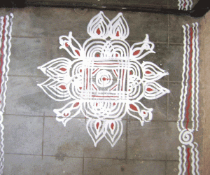 Maa Kolam