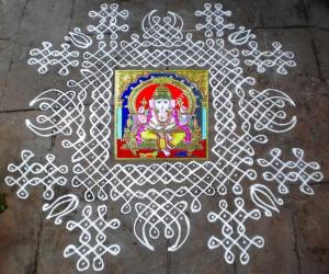 VINAYAGAR CHATHURTHI SPL KOLAM