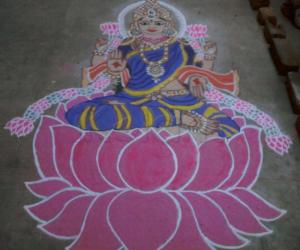 kolam in front of Kolu 2011