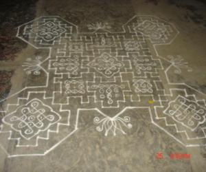 Rangoli: sikku kolam 37