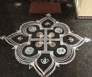 Rangoli: Navaratri Kolam