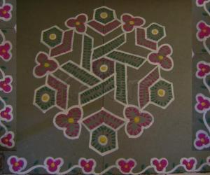 Rangoli: Dotted Floral Maakolam