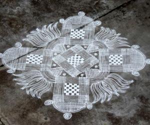 aadi velli rangoli